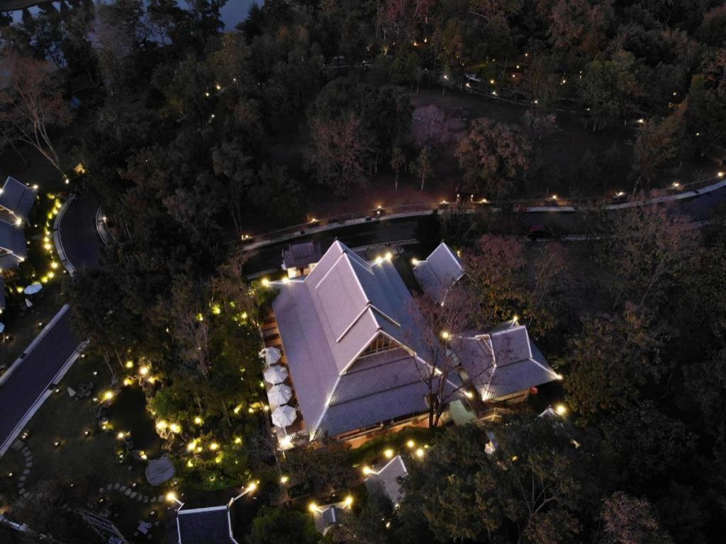 Ruean Racha Otel Chiang Mai Dış mekan fotoğraf
