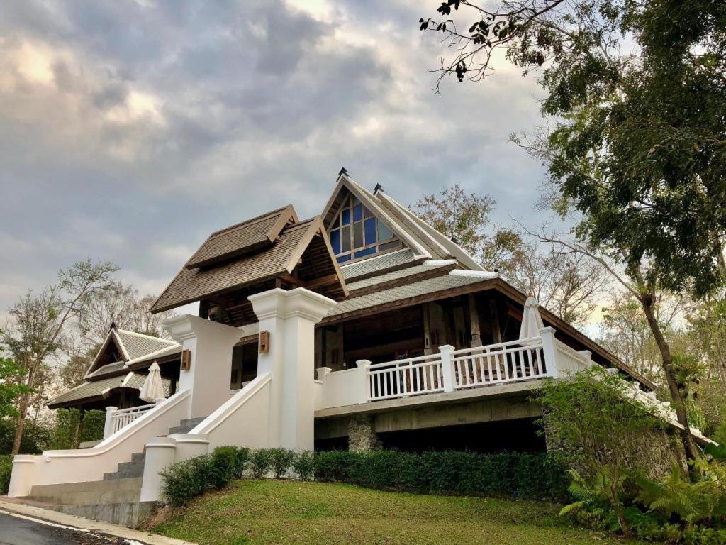 Ruean Racha Otel Chiang Mai Dış mekan fotoğraf