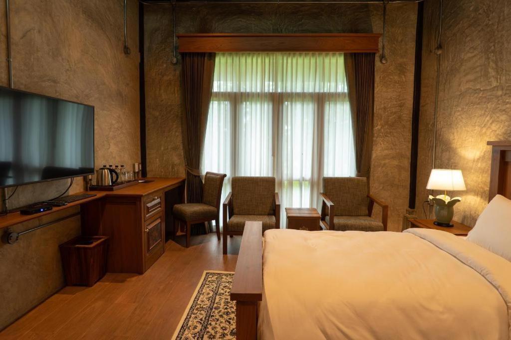Ruean Racha Otel Chiang Mai Dış mekan fotoğraf