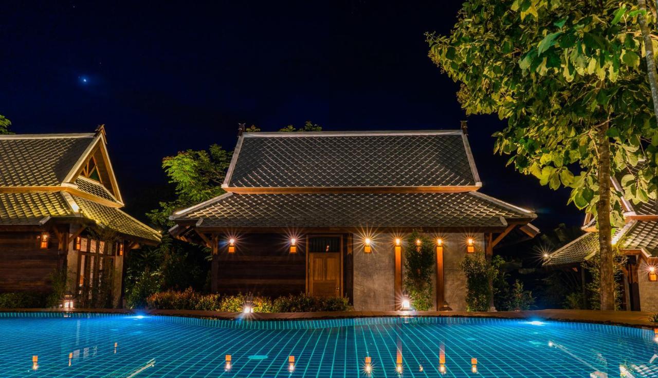 Ruean Racha Otel Chiang Mai Dış mekan fotoğraf