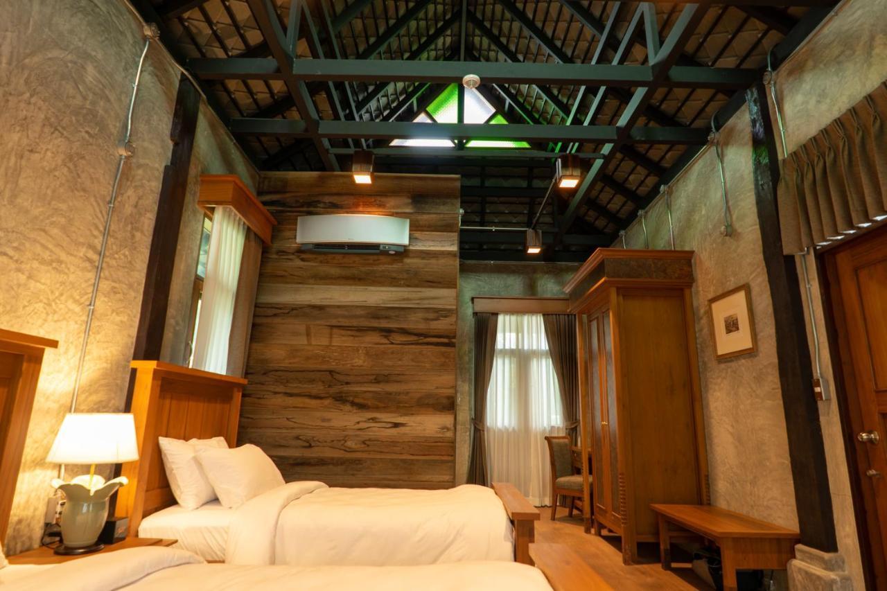 Ruean Racha Otel Chiang Mai Dış mekan fotoğraf