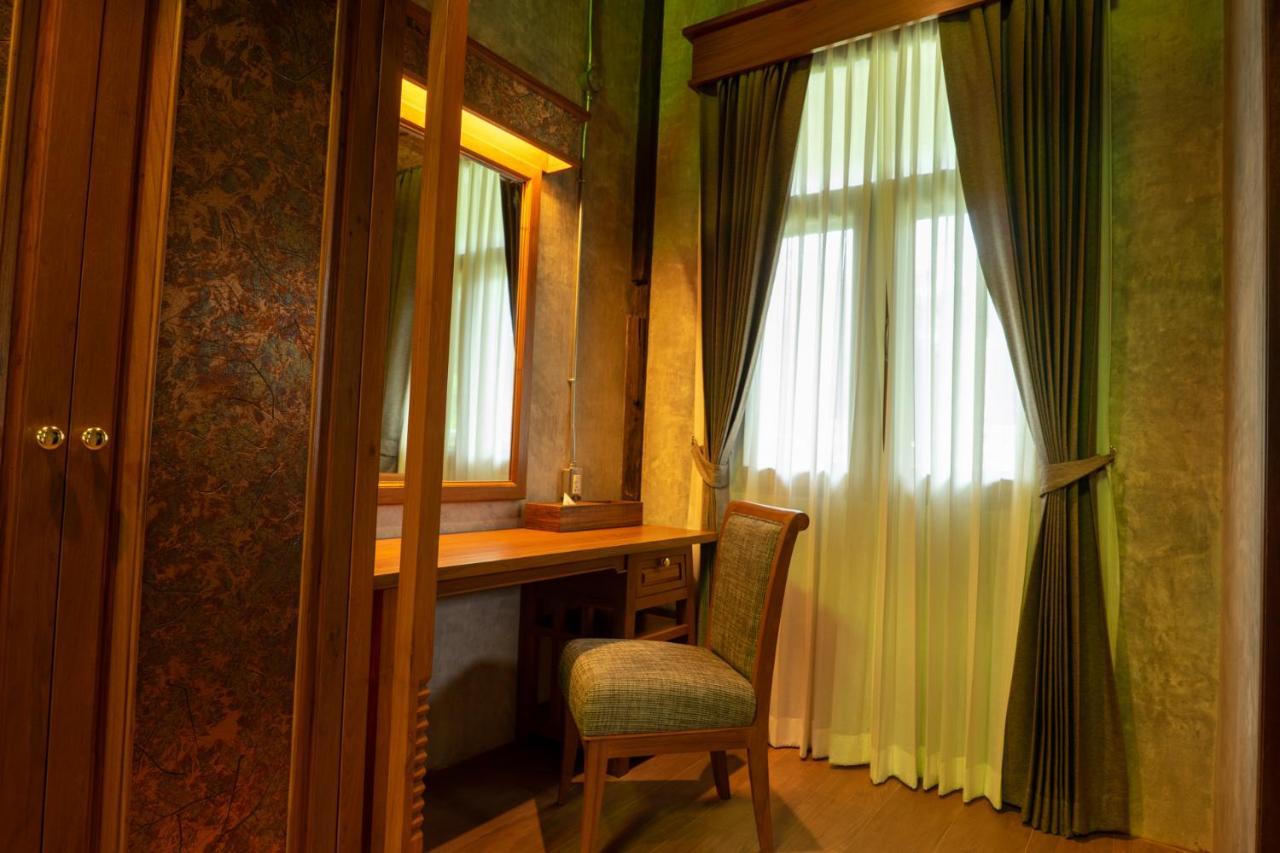 Ruean Racha Otel Chiang Mai Dış mekan fotoğraf