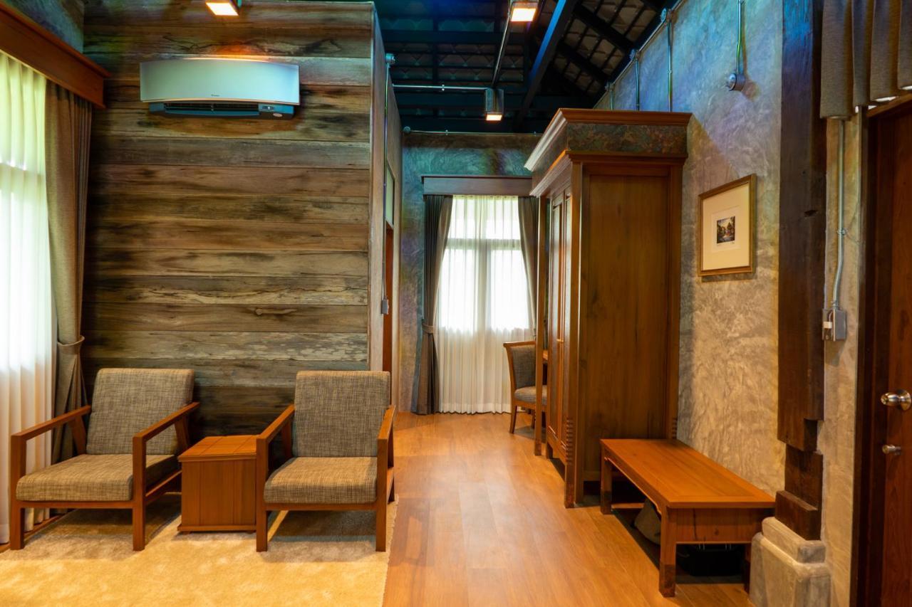 Ruean Racha Otel Chiang Mai Dış mekan fotoğraf