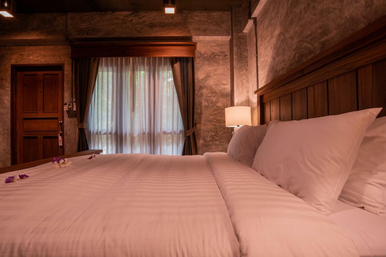 Ruean Racha Otel Chiang Mai Dış mekan fotoğraf