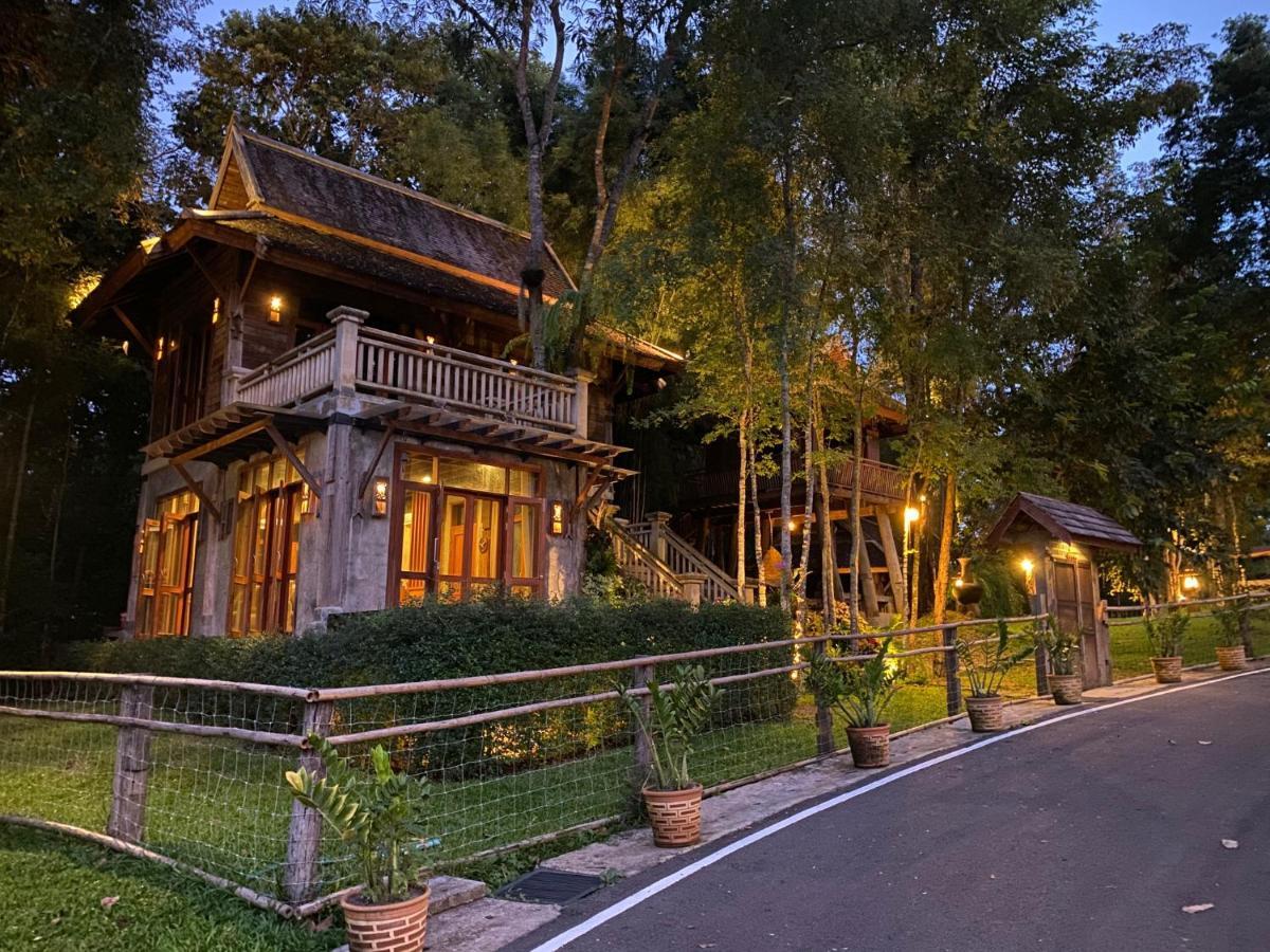 Ruean Racha Resort Chiang Mai Dış mekan fotoğraf